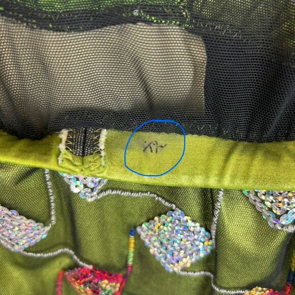 Mara Dancewear Medium Green Sequin Mesh Long Sleeve Alternative Leotard Shorts - Picture 10 of 12